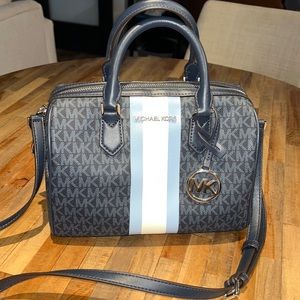 Michael Kors Crossbody Bag